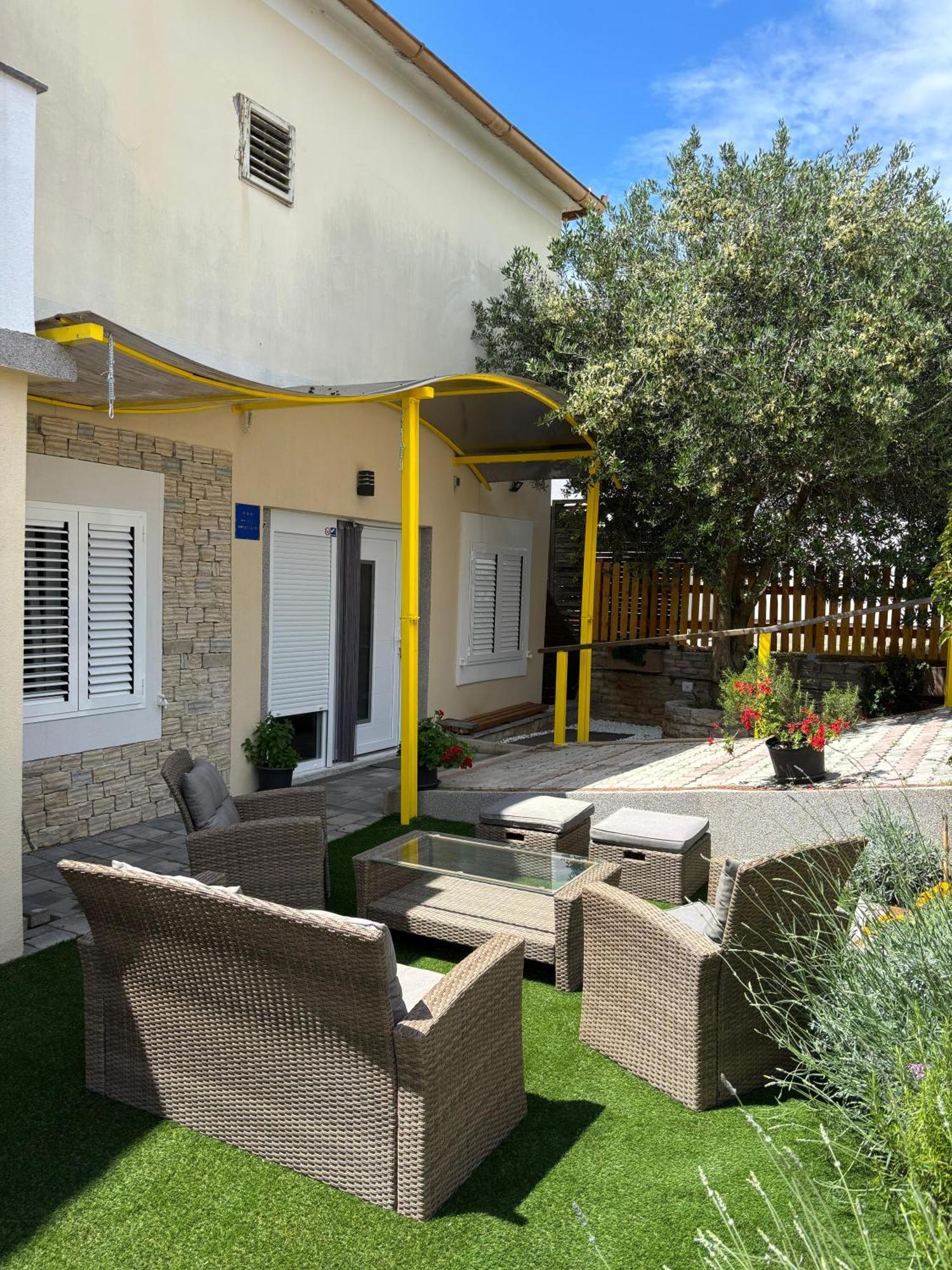 Studio Apartman Sedmica Zadar Ngoại thất bức ảnh