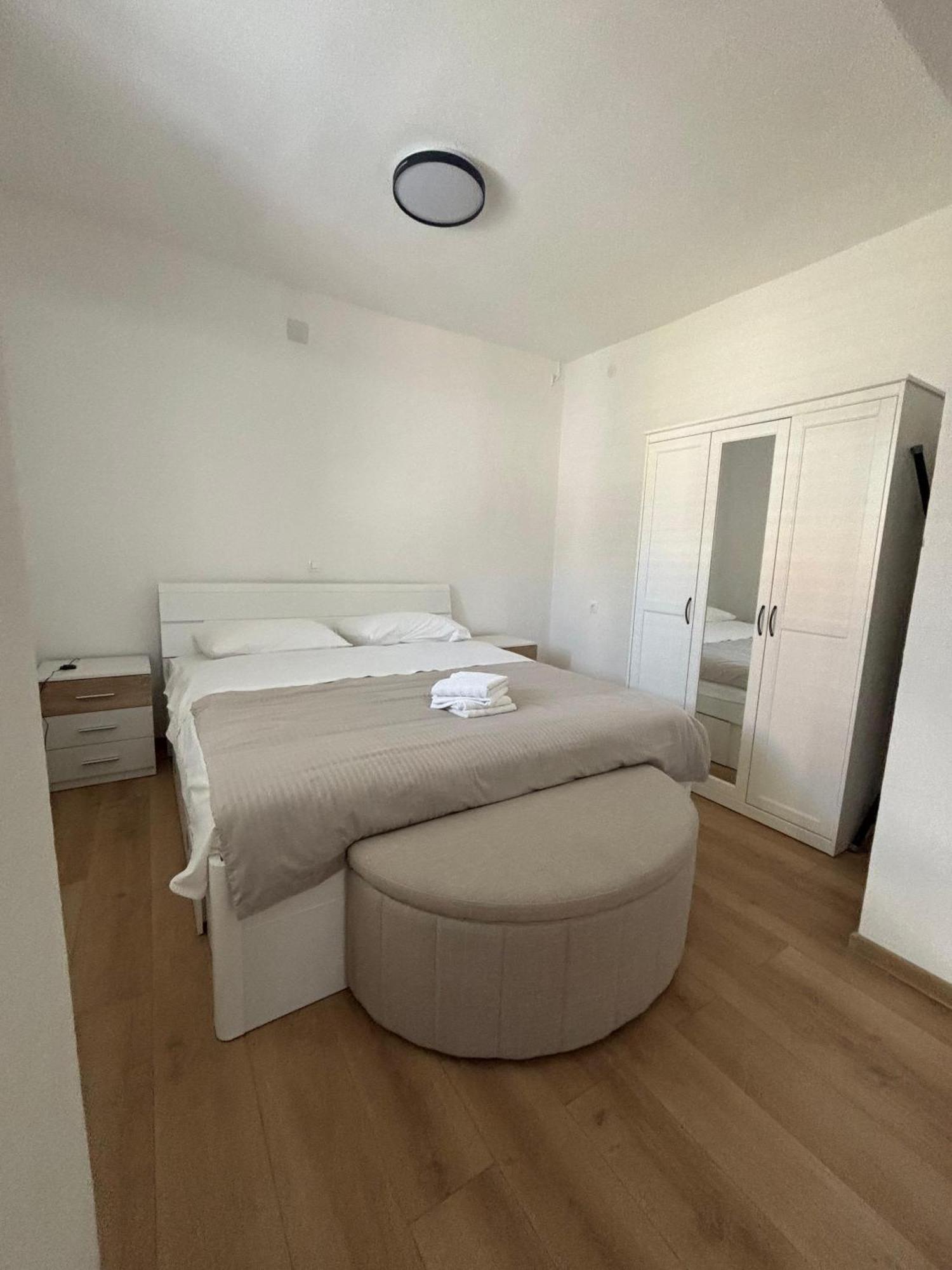 Studio Apartman Sedmica Zadar Ngoại thất bức ảnh